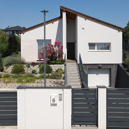 Ferienwohnung White Column House Diosd Exterior foto